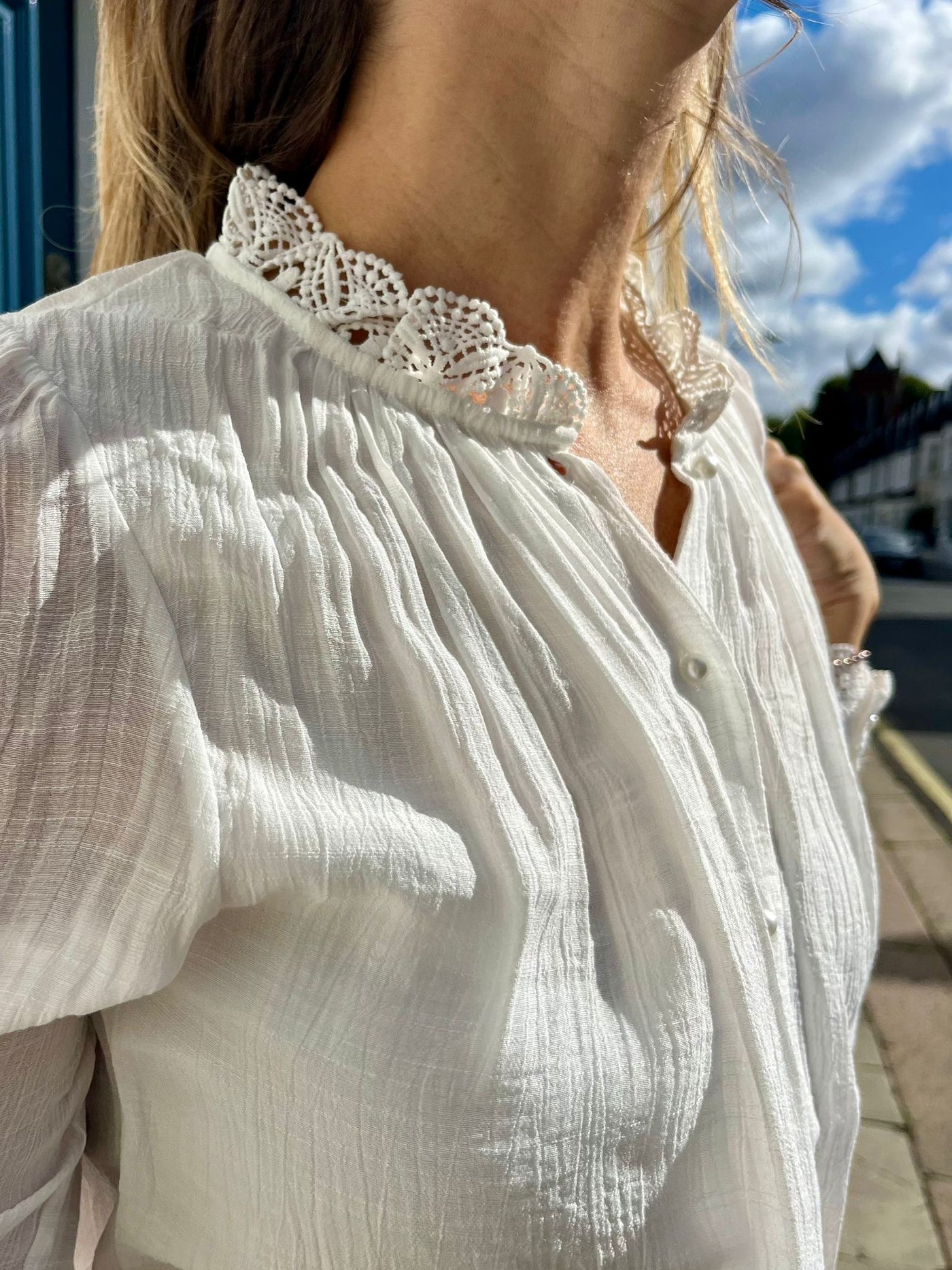 JEANNE BLOUSE WHITE