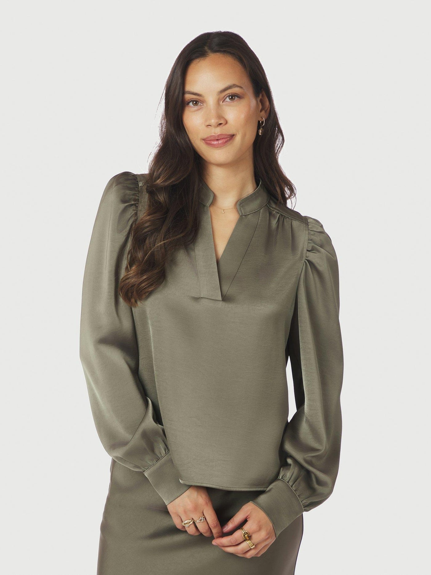 ROSSLYN SATEEN BLOUSE ARMY - BACK IN STOCK SOON