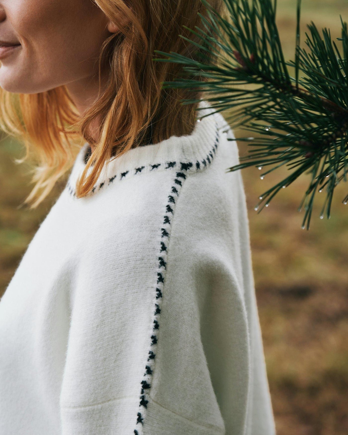ROEME STITCH JUMPER OFF WHITE