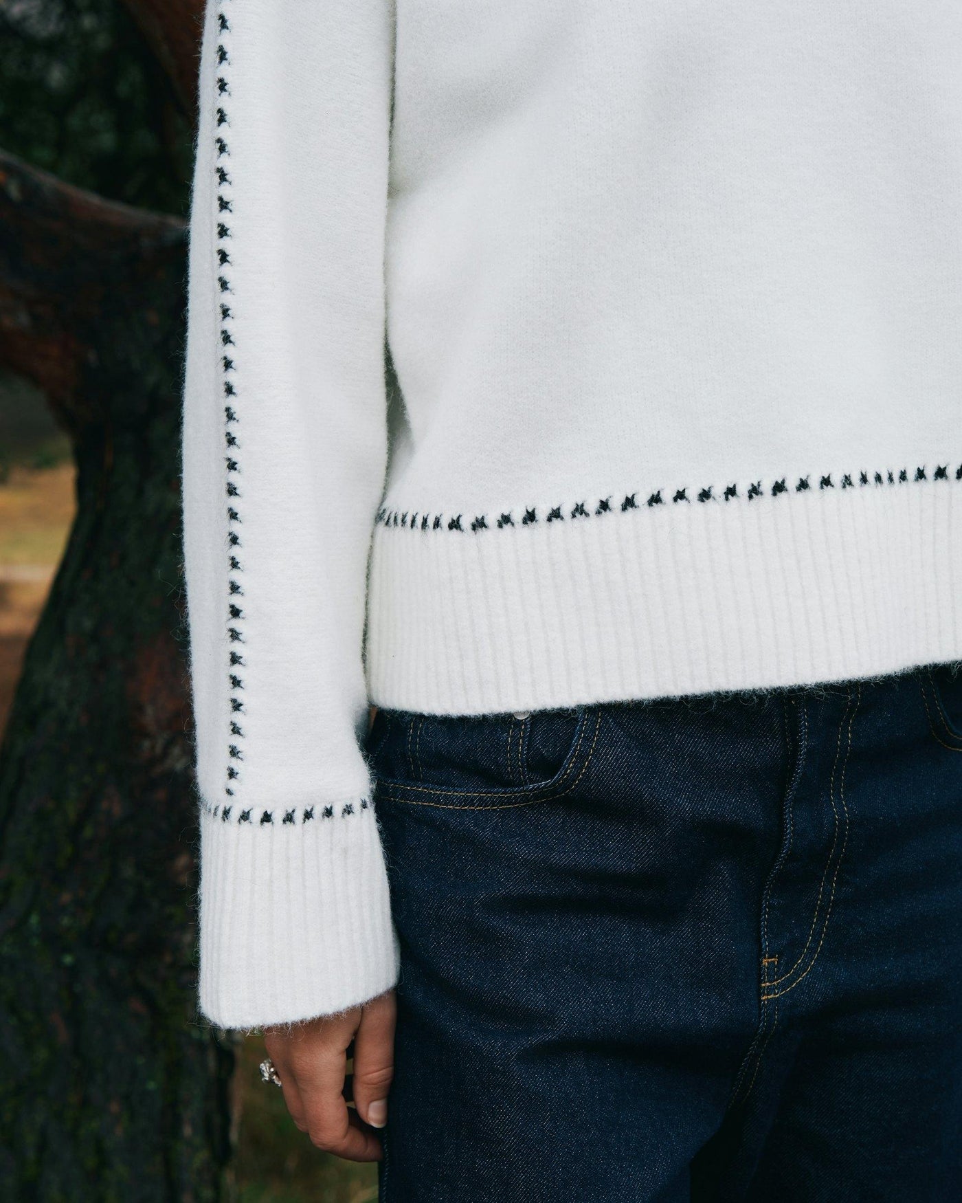 ROEME STITCH JUMPER OFF WHITE