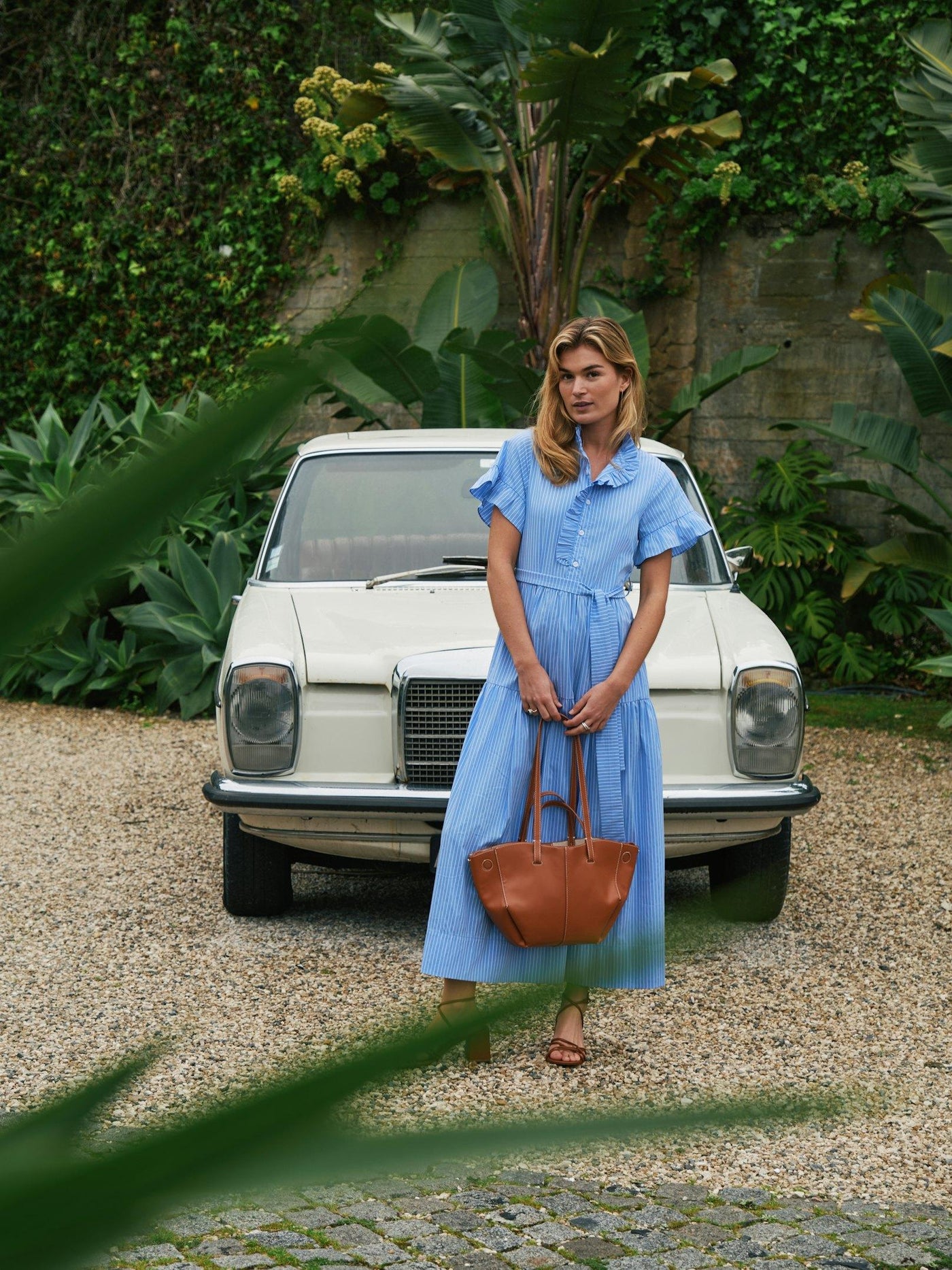 NELLIE MAXI DRESS LIGHT BLUE