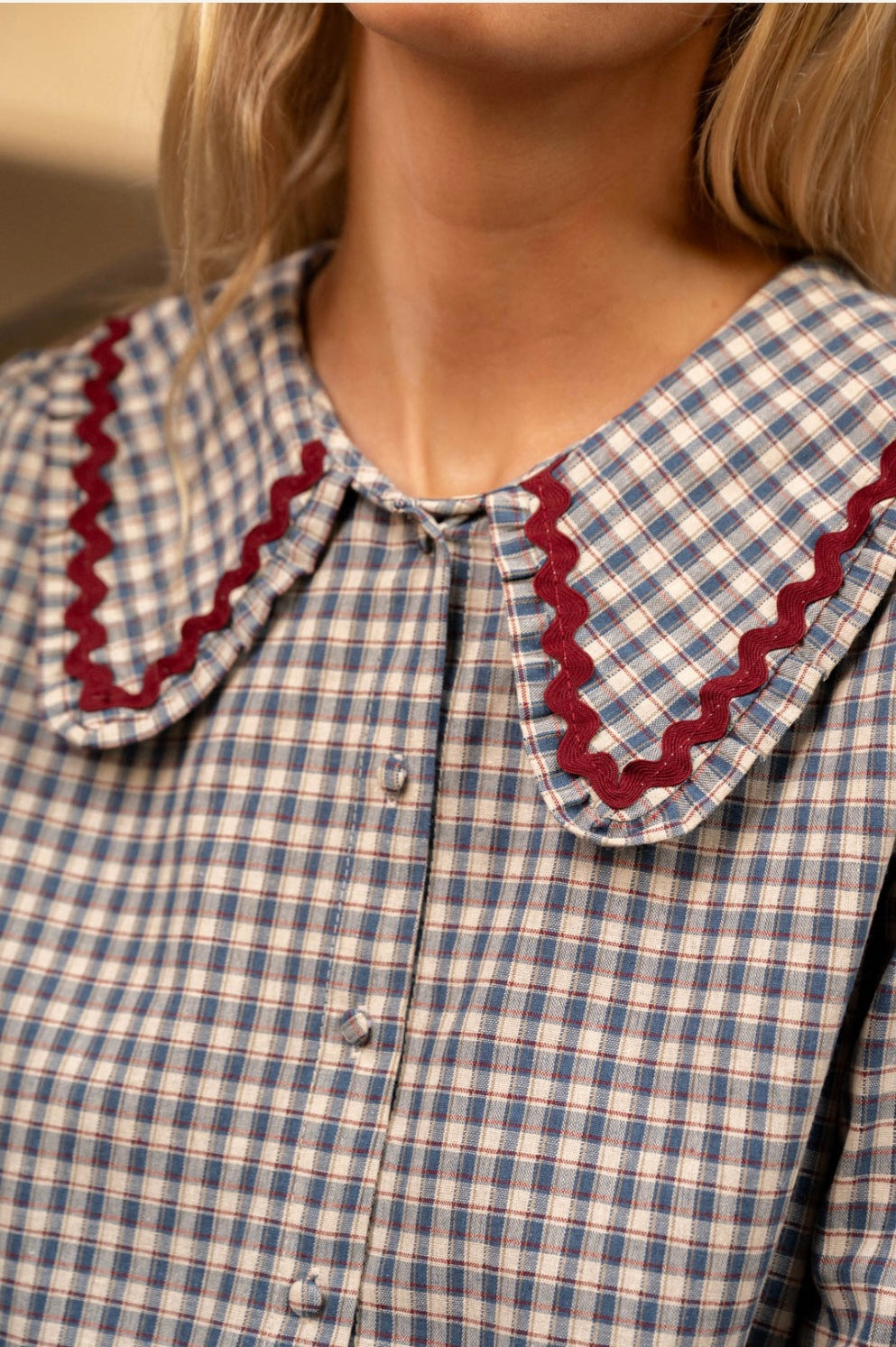 BETH BLOUSE BLUE STRIPES