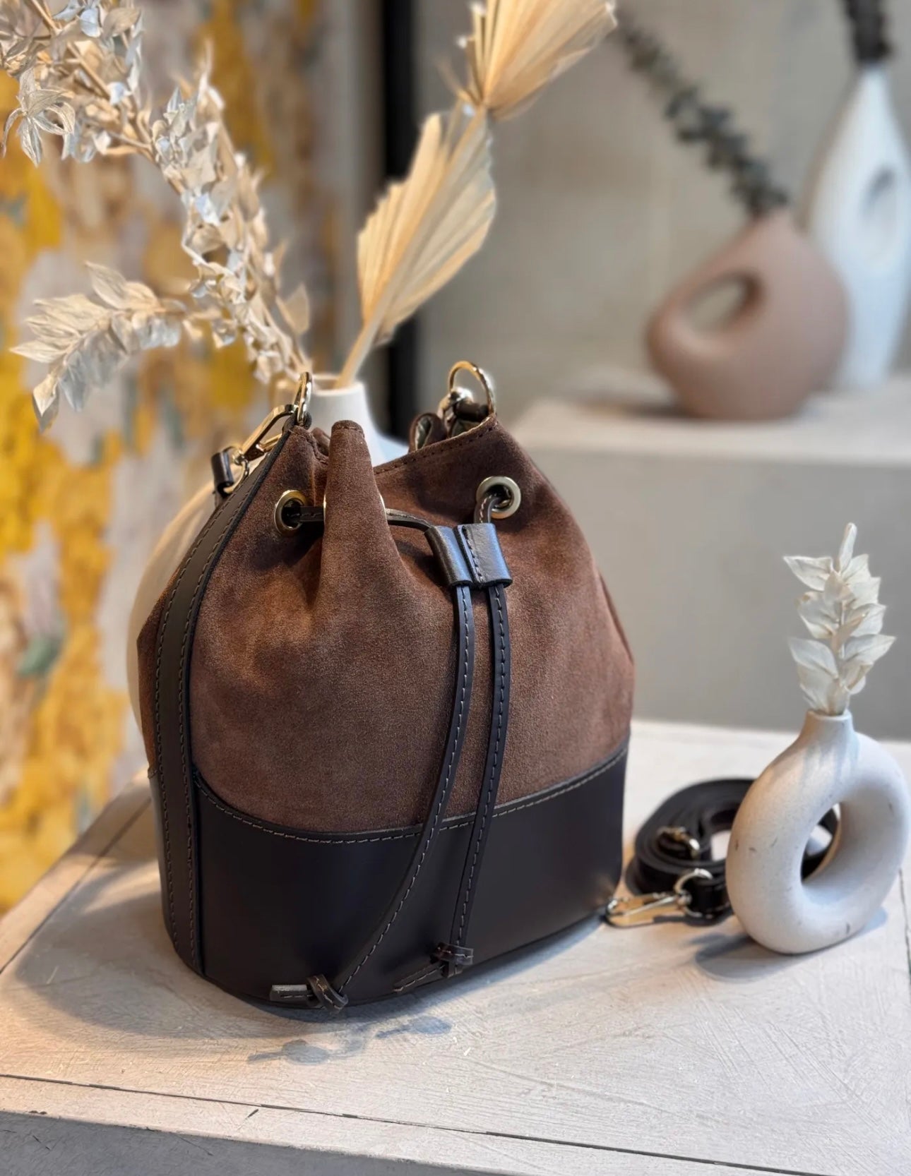 GARY BUCKET BAG CAMEL/BROWN