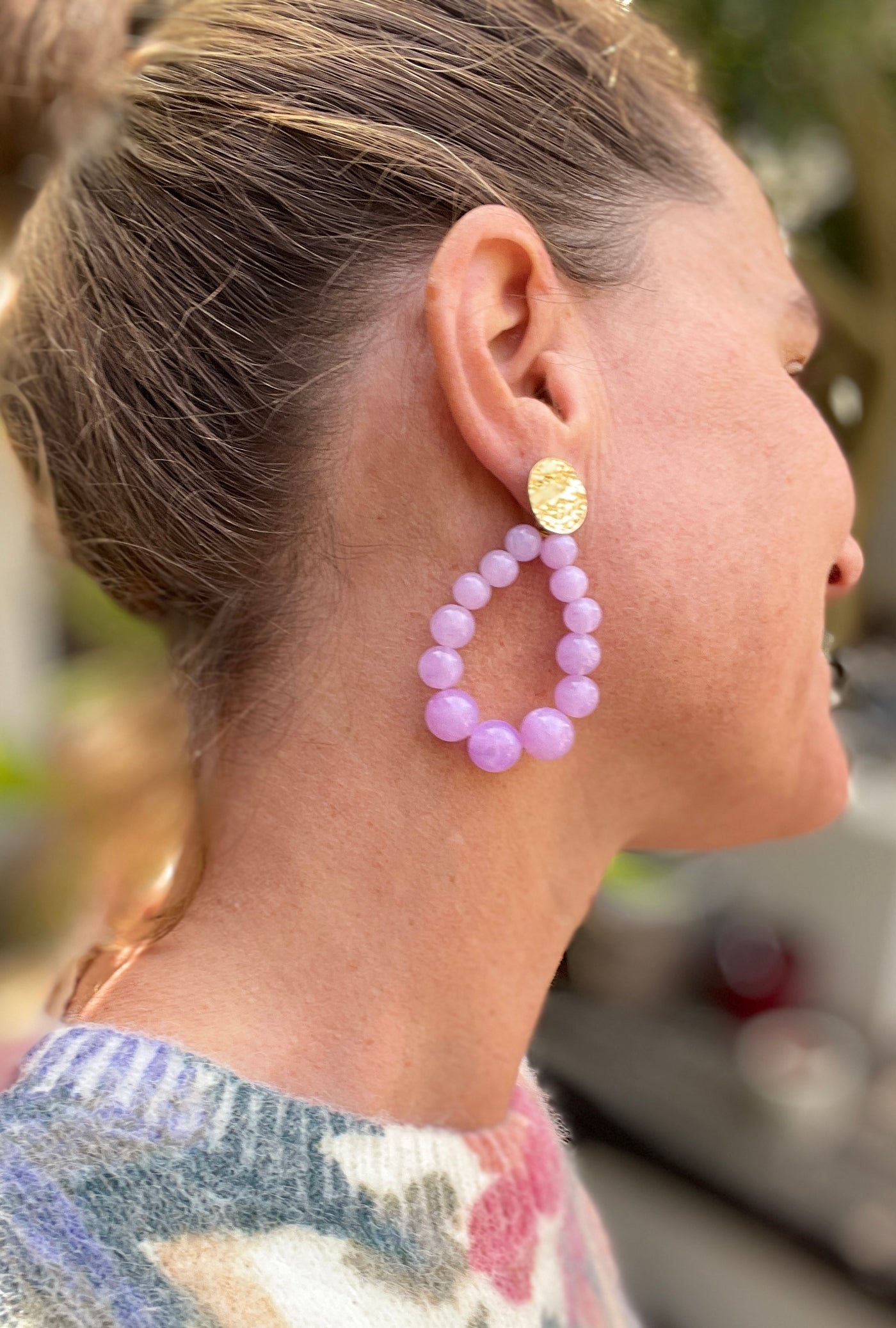 MADDY EARRINGS LILAC